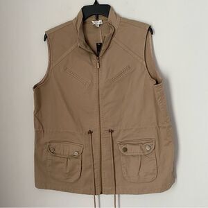 Tahari Arthur S Levine Women’s Khaki Vest size 14